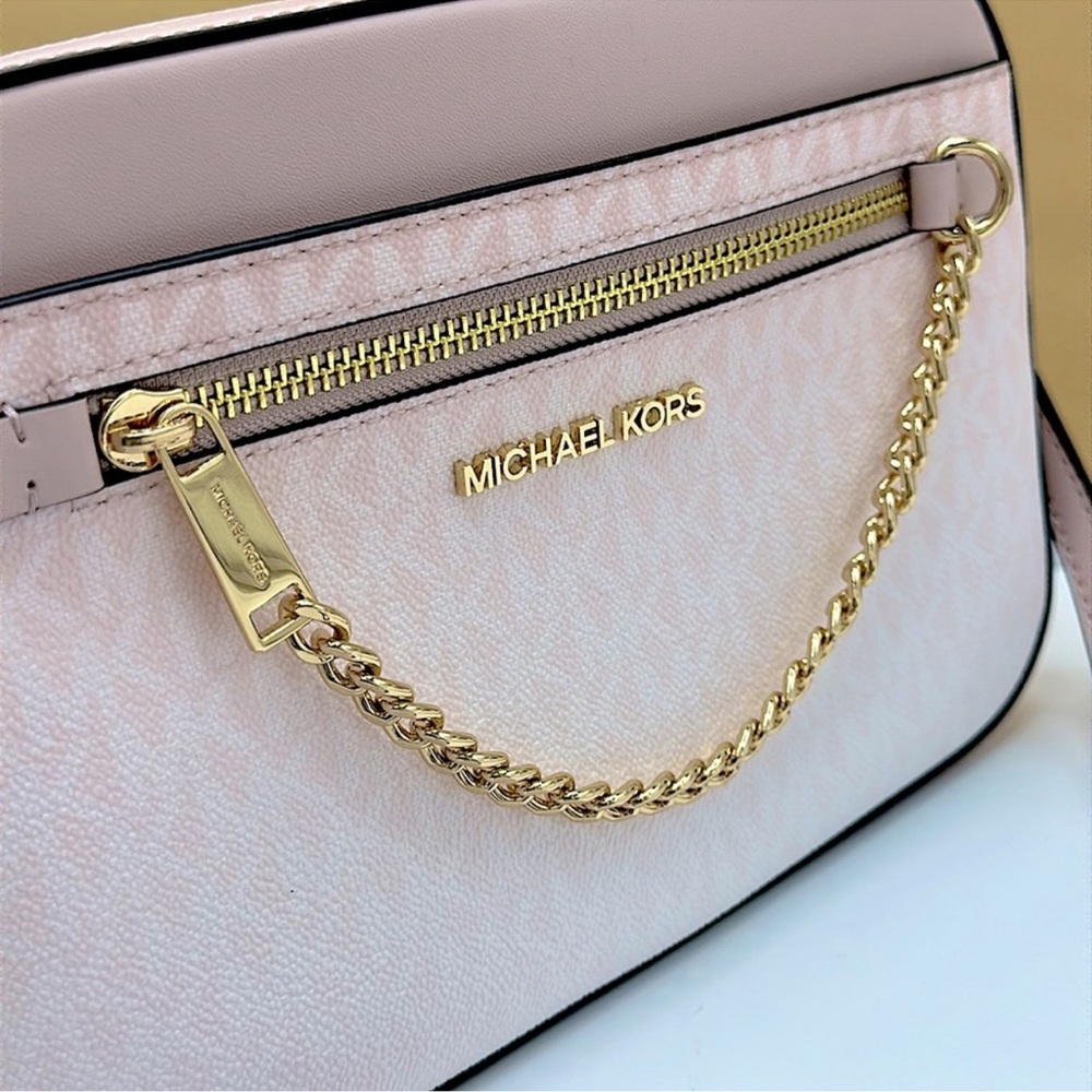 Michael Kors Jet Set Lg East West Ombré Signature Logo Crossbody Bag
Powder Bls - Picture 13 of 16